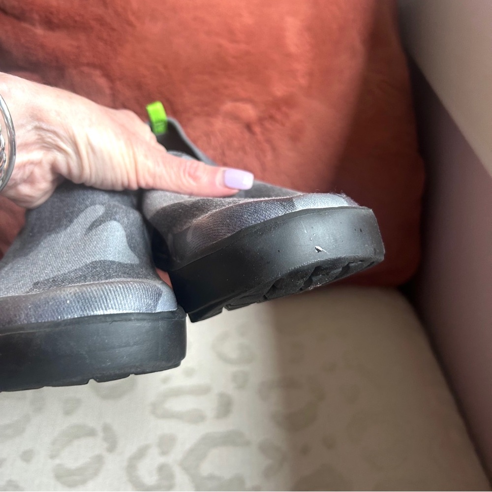 OOFOS OOmg EeZee LTD Gray Camouflage Slip-On Shoes size 7 EU38 - Picture 7 of 9